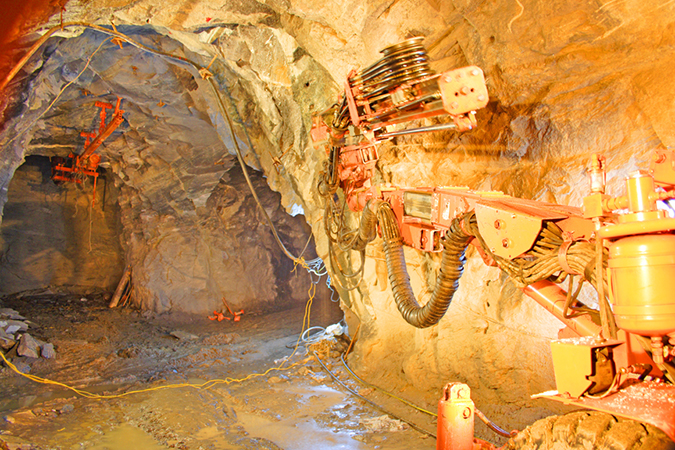 Mining Photography